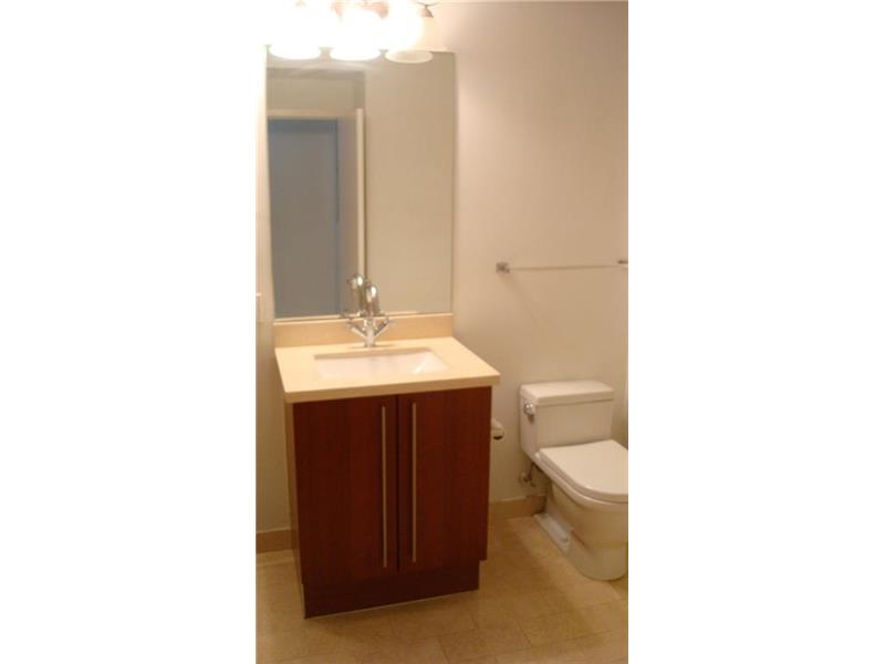 1111 SW 1st Ave 2415-N, Miami, FL 33130