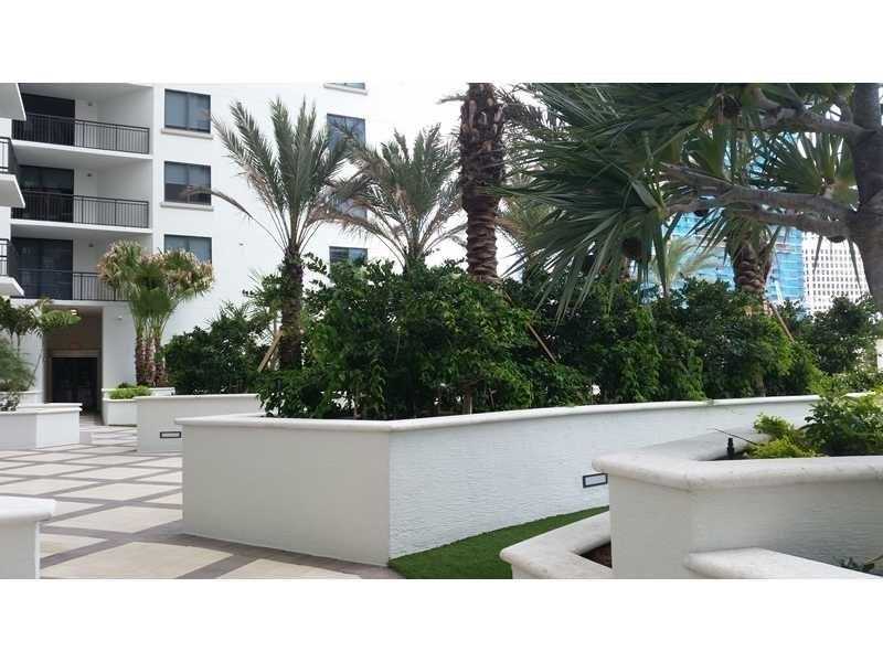 999 Southwest 1st Ave, Miami, FL 33130