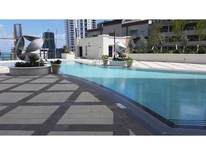 999 Southwest 1st Ave, Miami, FL 33130