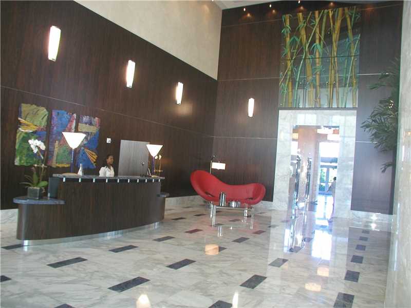 185 Southwest 7th St, Miami, FL 33130