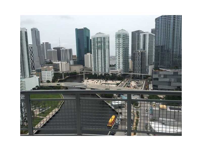 690 Southwest 1st Ct, Miami, FL 33130