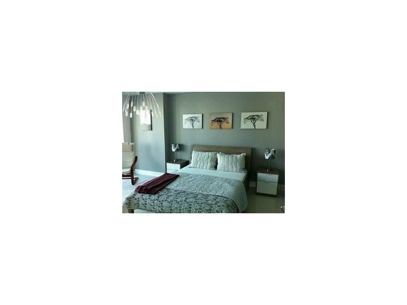 92 Southwest 3 ST, Miami, FL 33130
