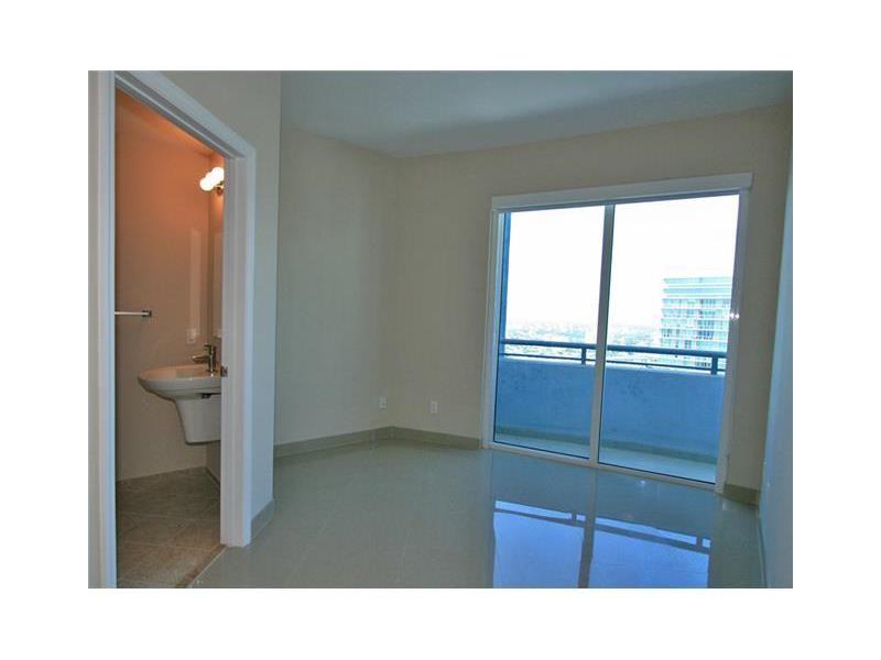 60 Southwest 13th St, Miami, FL 33130