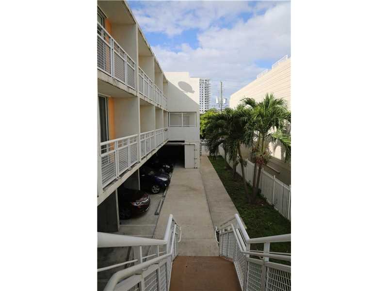 450 Southwest 3 ST, Miami, FL 33130