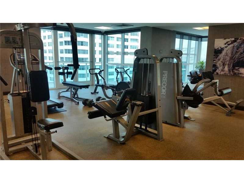 950Brickell Bay Dr, Miami, FL 33131