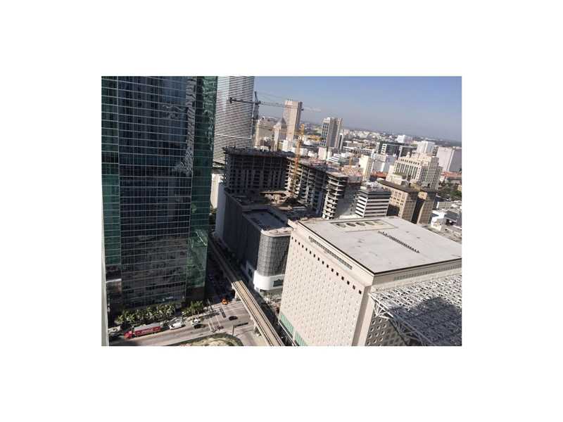 300 South Biscayne Blvd, Miami, FL 33131
