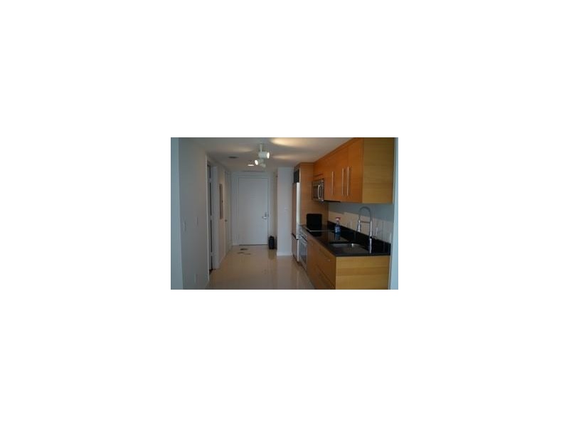 475BRICKELL AV, Miami, FL 33131