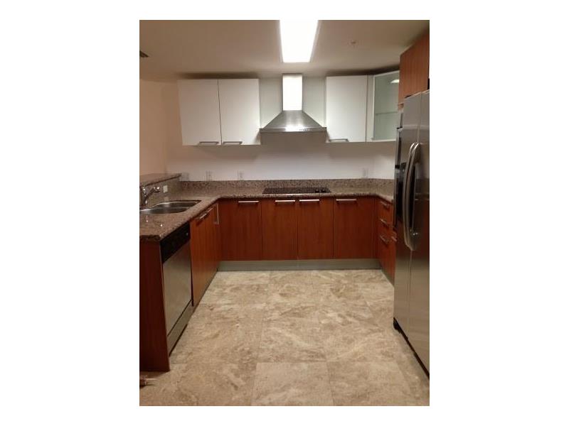 170 Southeast 14th St, Miami, FL 33131