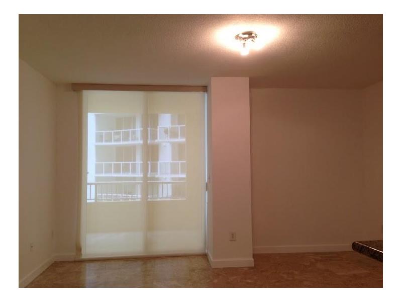 170 Southeast 14th St, Miami, FL 33131