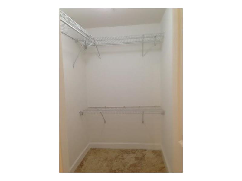 170 Southeast 14th St, Miami, FL 33131