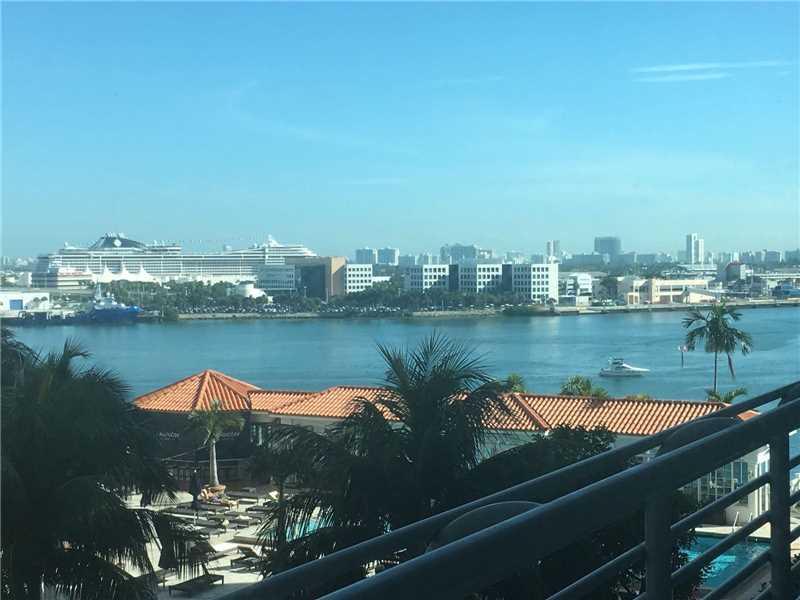 335 South Biscayne Blvd, Miami, FL 33131