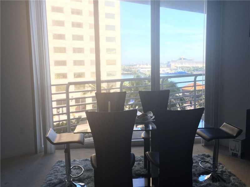 335 South Biscayne Blvd, Miami, FL 33131