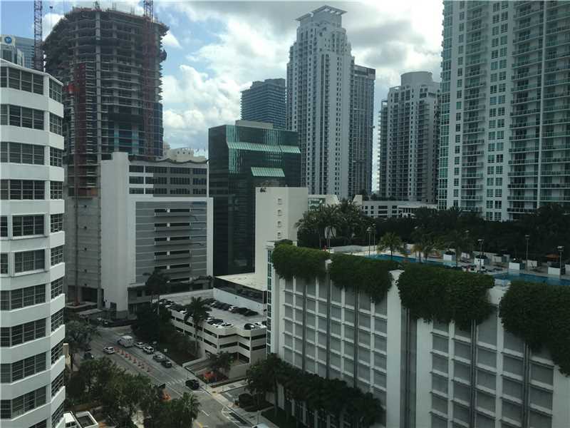 825Brickell Bay Dr, Miami, FL 33131