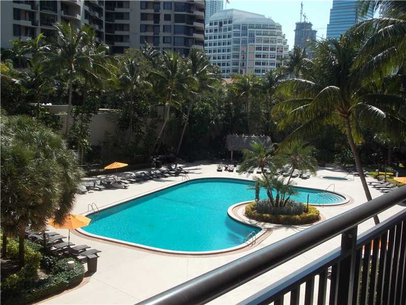 540Brickell Key Dr, Miami, FL 33131
