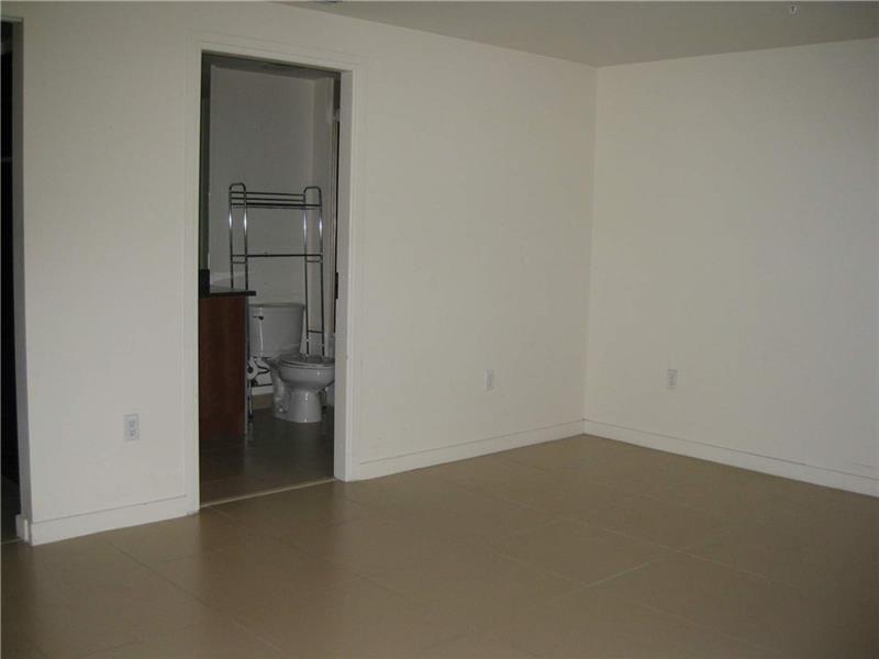 300 South Biscayne Blvd, Miami, FL 33131
