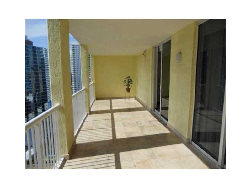 170 Southeast 14 ST, Miami, FL 33131