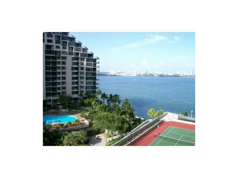 770Claughton Island Dr, Miami, FL 33131
