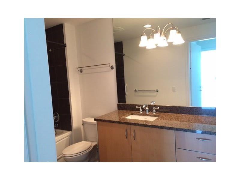 300 South BISCAYNE BL, Miami, FL 33131