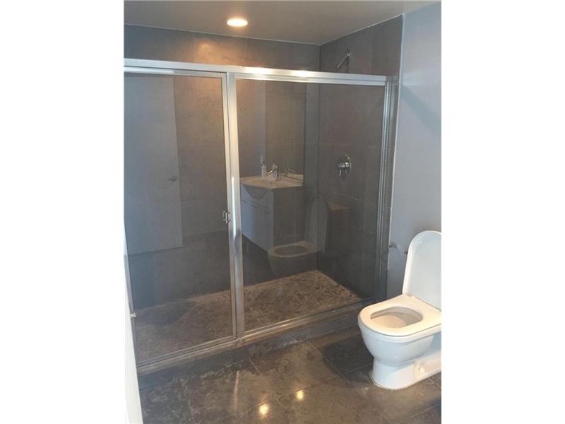 495BRICKELL AV, Miami, FL 33131