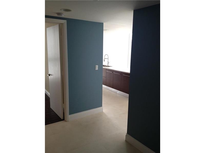 475BRICKELL AV, Miami, FL 33131