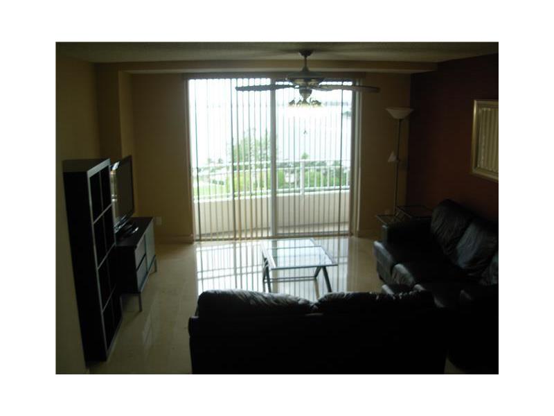 770Claughton Island Dr, Miami, FL 33131