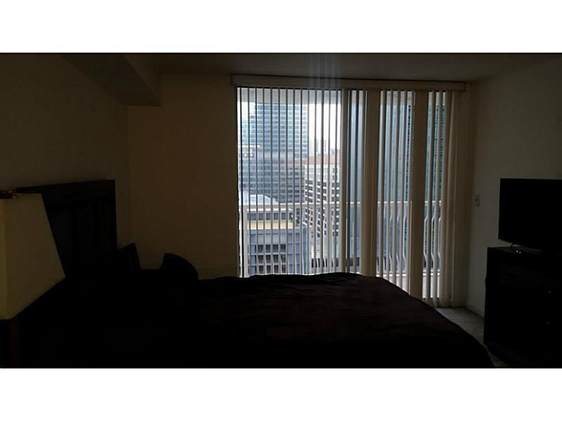 1200BRICKELL BAY DR, Miami, FL 33131