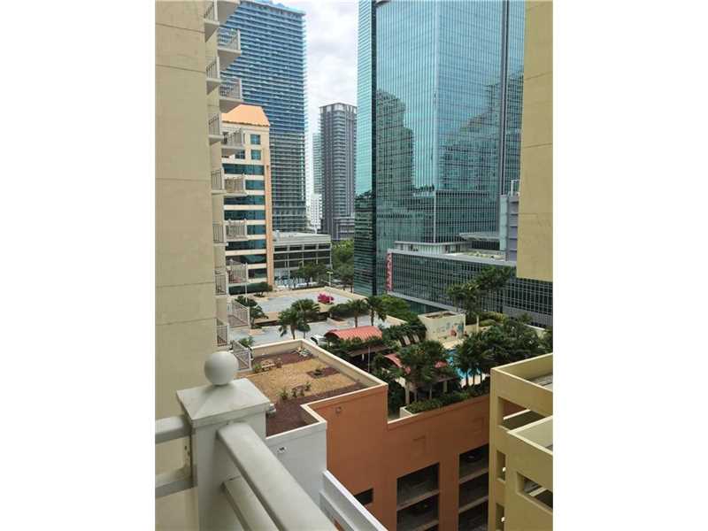 185 Southeast 14th Ter, Miami, FL 33131