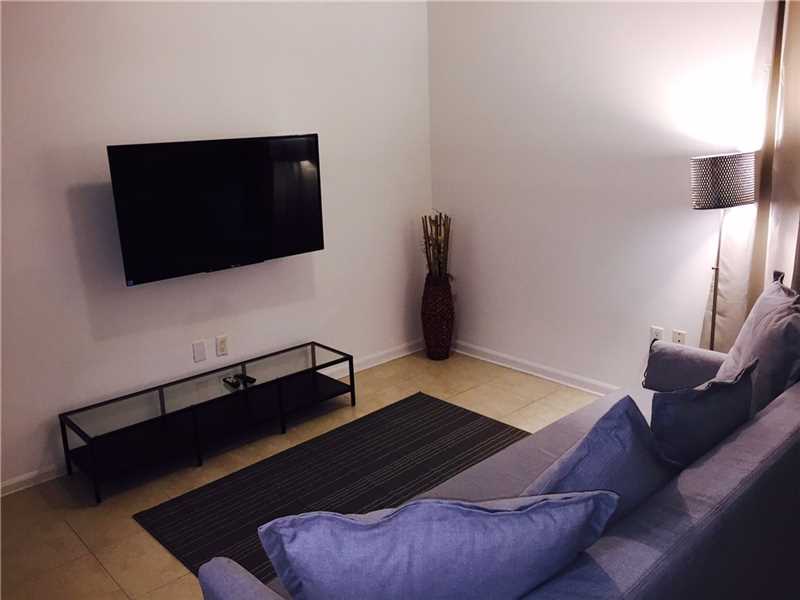 185 Southeast 14th Ter, Miami, FL 33131