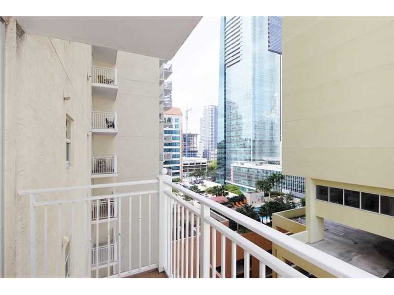 185 Southeast 14th Ter, Miami, FL 33131
