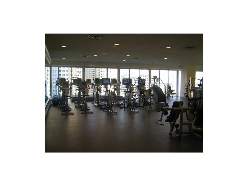 475BRICKELL AV, Miami, FL 33131