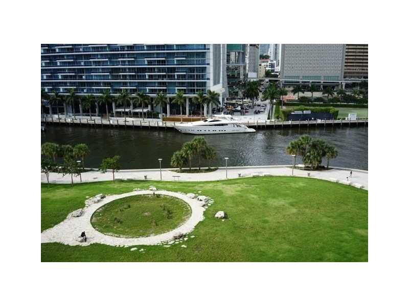 475BRICKELL AV, Miami, FL 33131