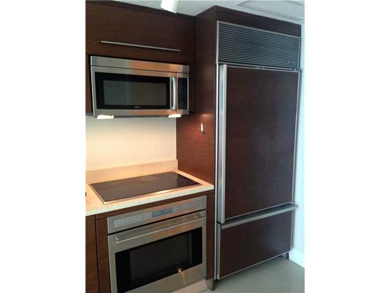 475BRICKELL AV, Miami, FL 33131