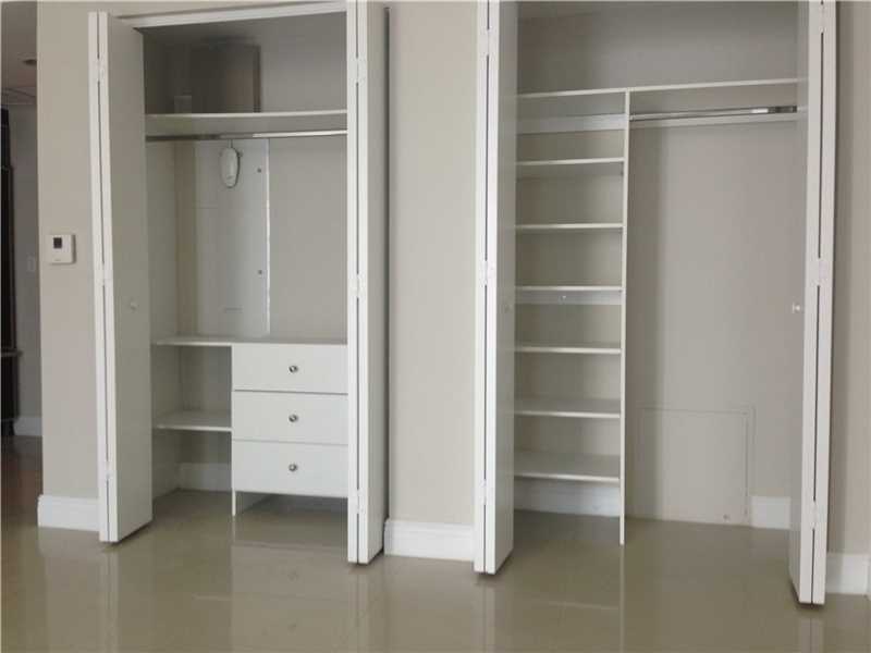 475BRICKELL AV, Miami, FL 33131
