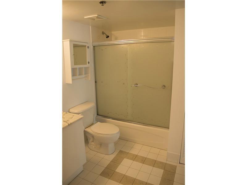 1200Brickell Bay Dr, Miami, FL 33131