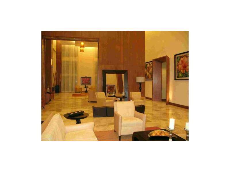 31 Southeast 5 ST, Miami, FL 33131