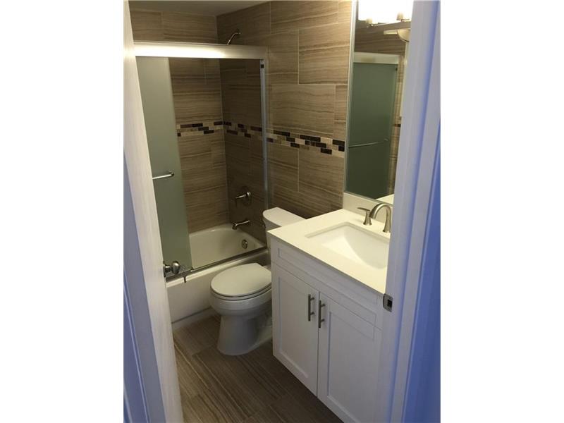 770Claughton Island Dr, Miami, FL 33131