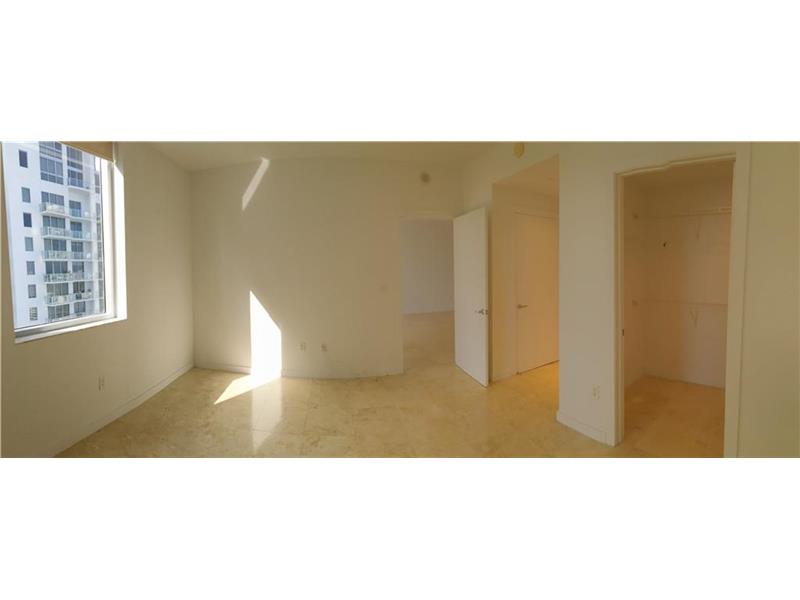 1060BRICKELL AV, Miami, FL 33131