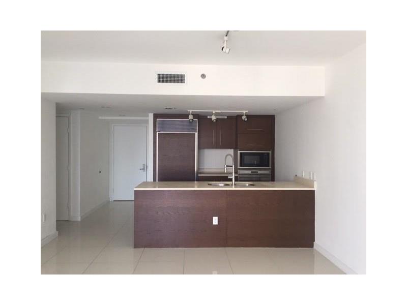 475BRICKELL AV, Miami, FL 33131