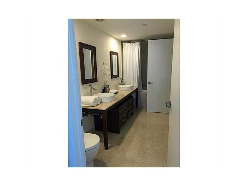 475Brickell Ave, Miami, FL 33131