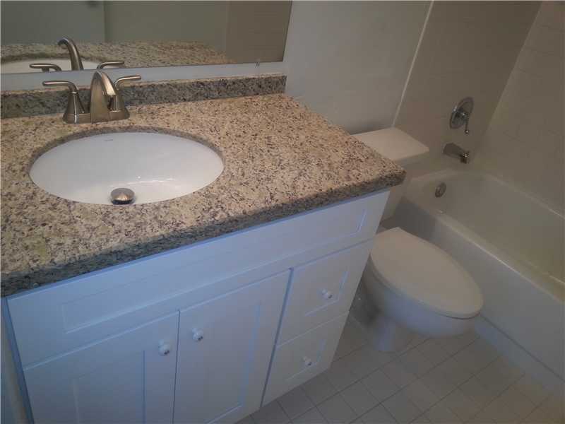 770Claughton Island Dr, Miami, FL 33131
