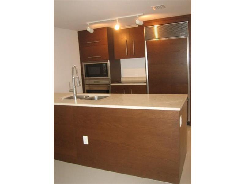 475Brickell Ave, Miami, FL 33131
