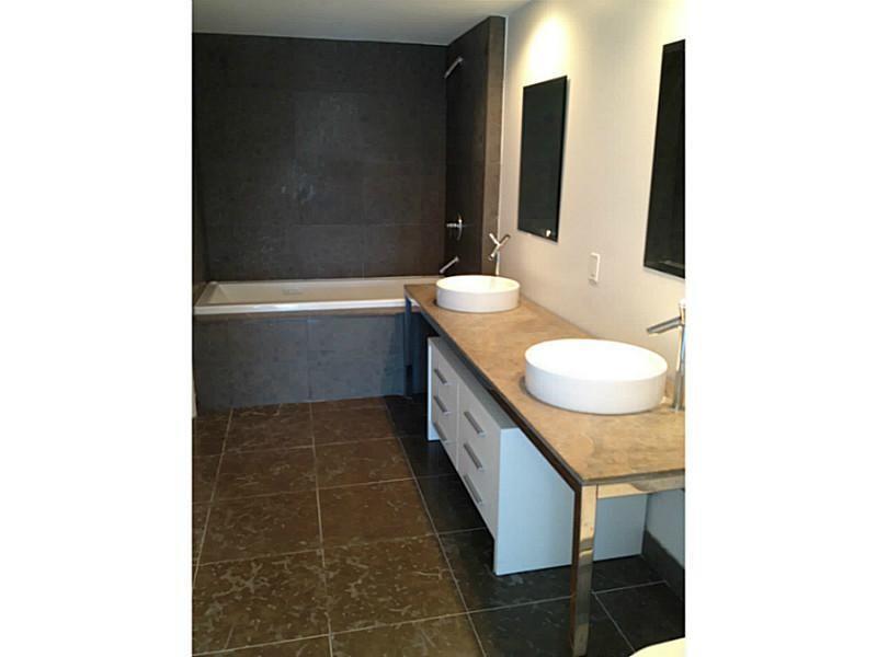 465BRICKELL AV, Miami, FL 33131