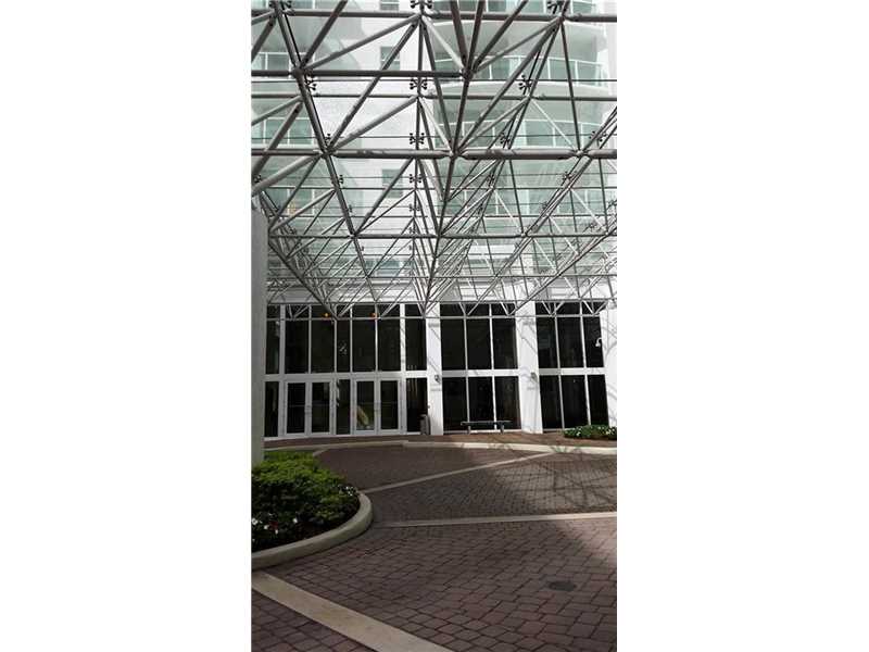 31 Southeast 5th St, Miami, FL 33131