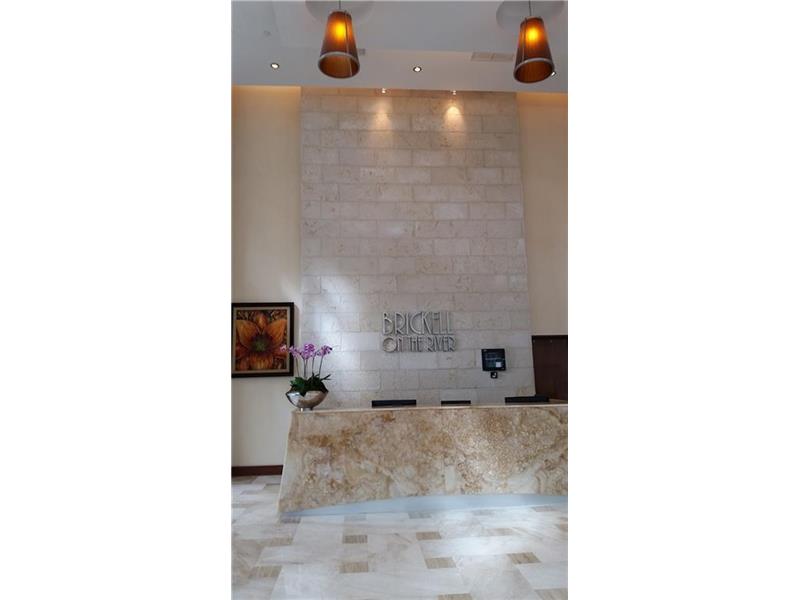 31 Southeast 5th St, Miami, FL 33131