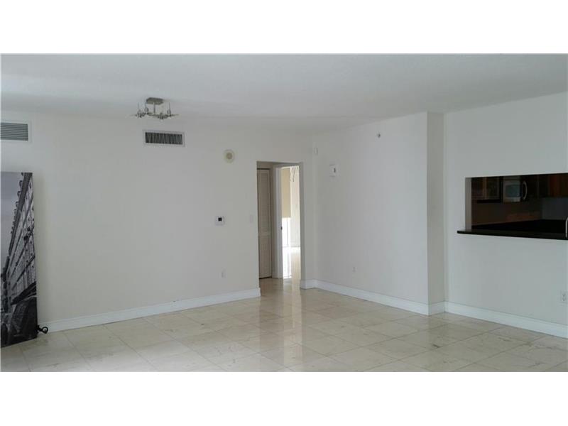 31 Southeast 5th St, Miami, FL 33131