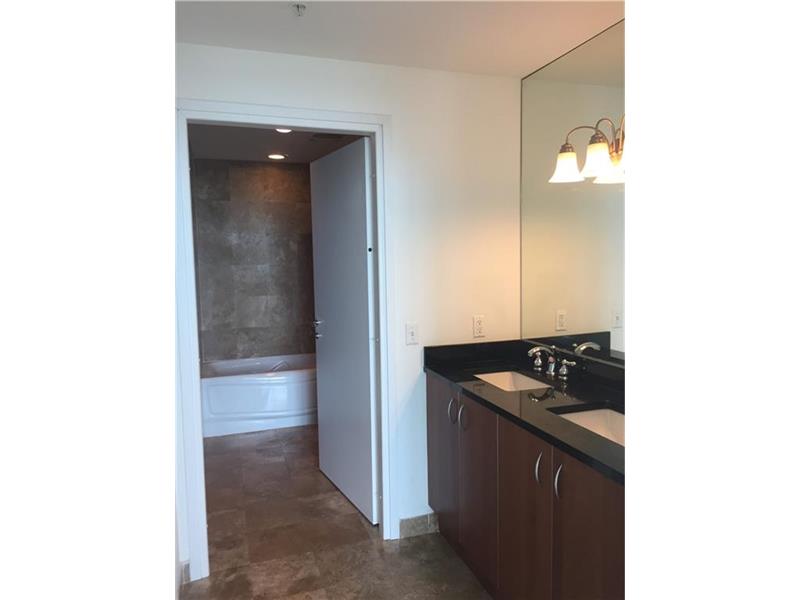 300 South BISCAYNE, Miami, FL 33131