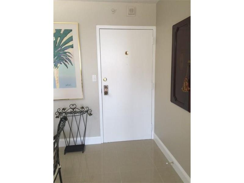 1450 Brickell Bay Dr 1011, Miami, FL 33131