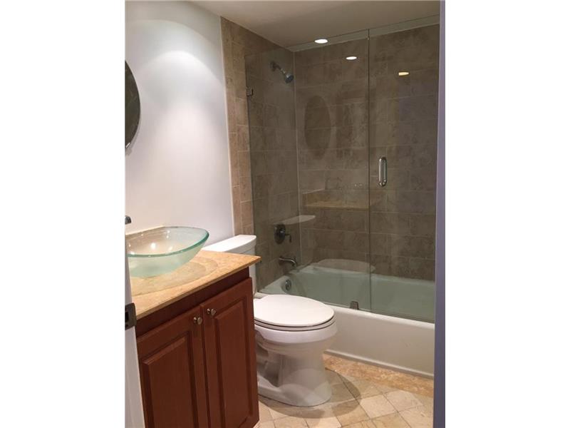 770Claughton Island Dr, Miami, FL 33131