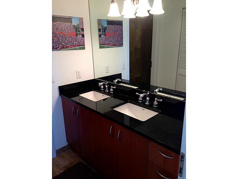300 South BISCAYNE, Miami, FL 33131