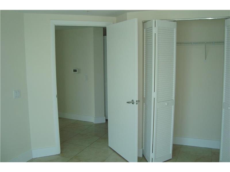41 Southeast 5 ST, Miami, FL 33131